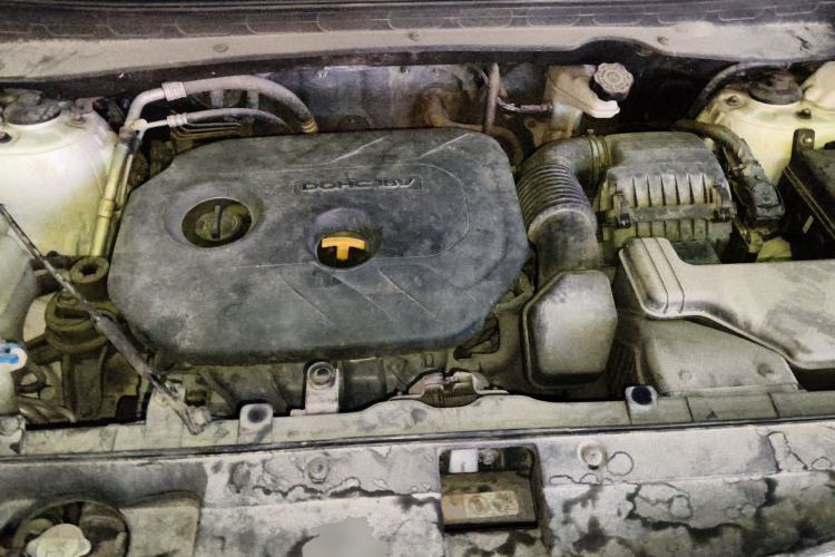 Used Kia Sportage R 2014 2.0L Automatic Two-Wheel Drive GL Engine Bay