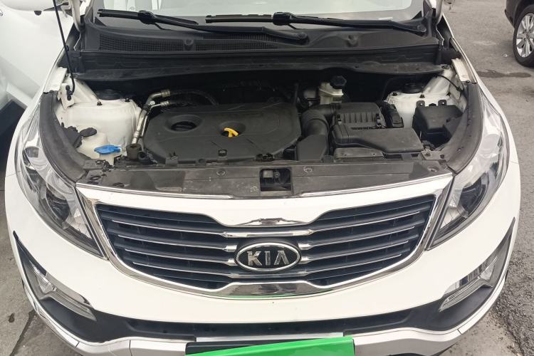 Used Kia Sportage R 2014 2.0L Automatic Two-Wheel Drive GLS Trim Engine Bay