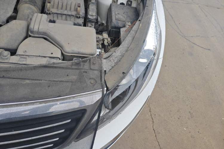 Used Kia Sportage R 2014 2.0L Automatic Two-Wheel Drive GL Engine Bay Left