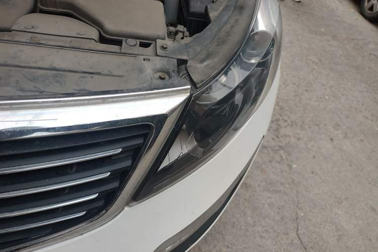 Used Kia Sportage R 2014 2.0L Automatic Two-Wheel Drive GL Engine Bay Left