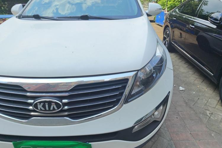 Used Kia Sportage R 2014 2.0L Automatic Two-Wheel Drive GLS Trim Engine Bay Left