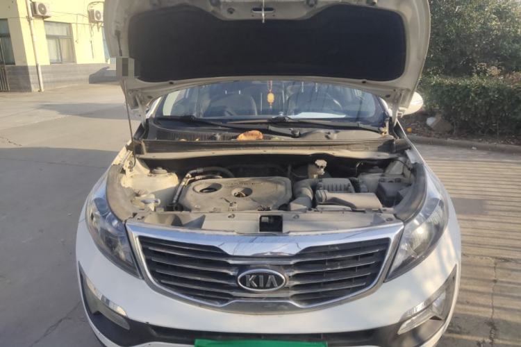Used Kia Sportage R 2014 2.0L Automatic Two-Wheel Drive DLX Engine Bay