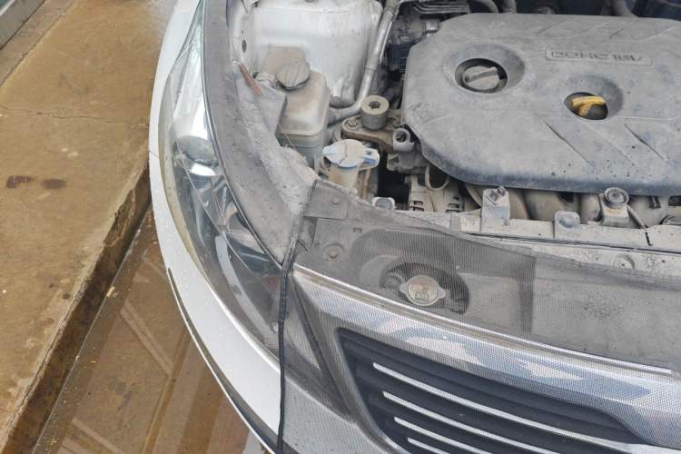Used Kia Sportage R 2014 2.0L Automatic Two-Wheel Drive GL Engine Bay Right