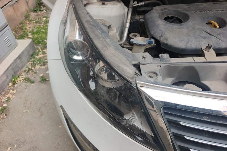 Used Kia Sportage R 2014 2.0L Automatic Two-Wheel Drive GL Engine Bay Right