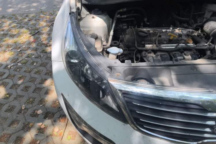 Used Kia Sportage R 2014 2.0L Automatic Two-Wheel Drive GL Engine Bay Right