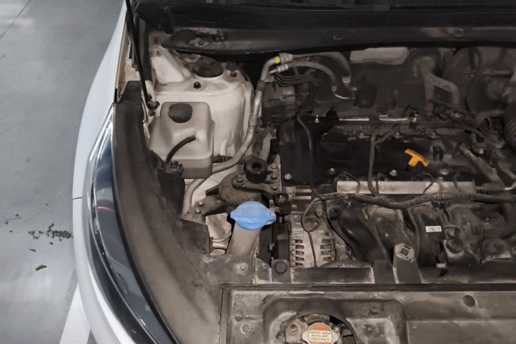 Used Kia Sportage R 2014 2.0L Automatic Two-Wheel Drive GL Engine Bay Right