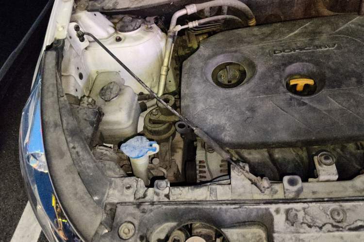 Used Kia Sportage R 2014 2.0L Automatic Two-Wheel Drive GL Engine Bay Right