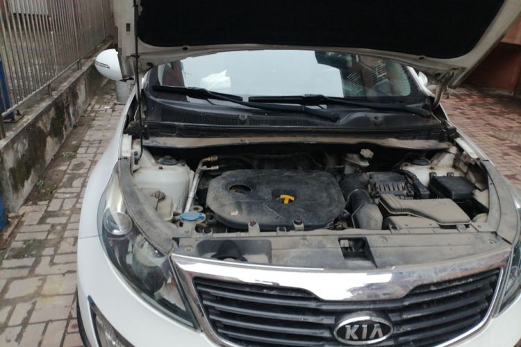 Used Kia Sportage R 2014 2.0L Automatic Two-Wheel Drive DLX Engine Bay Right