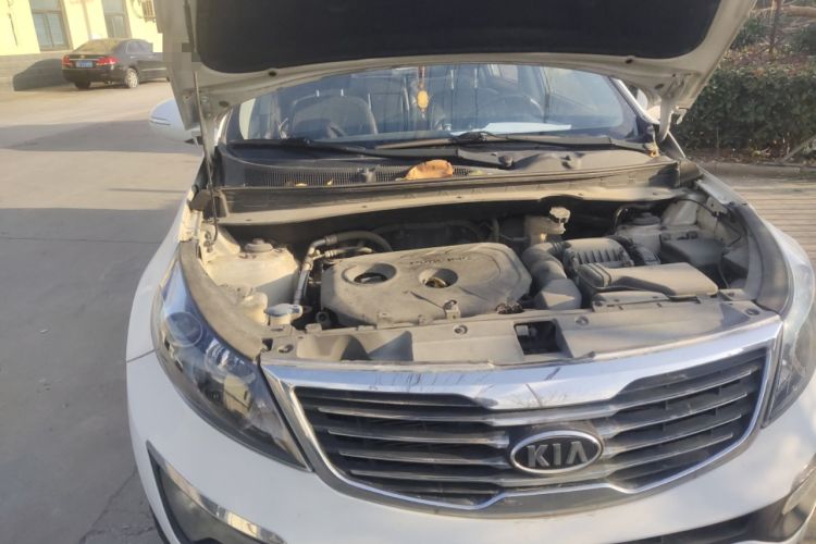 Used Kia Sportage R 2014 2.0L Automatic Two-Wheel Drive DLX Engine Bay Right