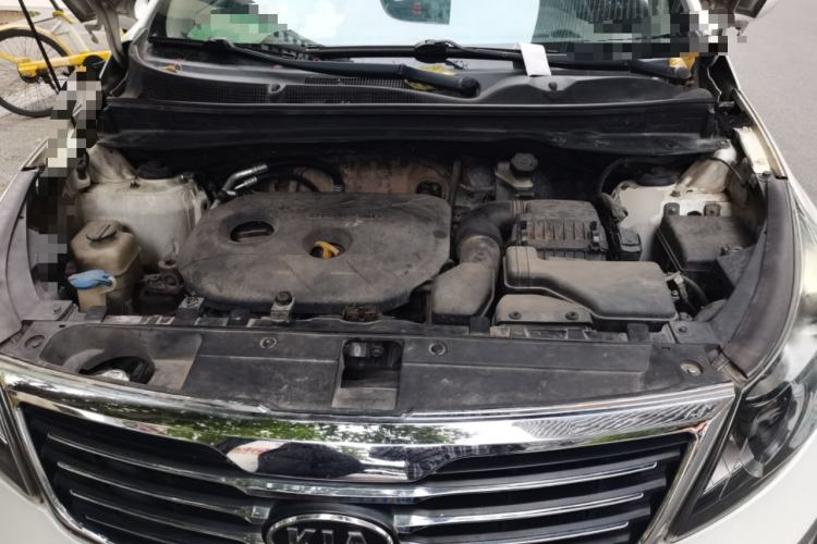 Used Kia Sportage R 2014 2.0L Automatic Two-Wheel Drive GLS Trim Engine Bay
