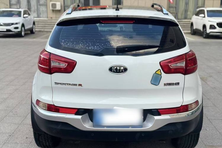 Used Kia Sportage R 2014 2.0L Automatic Two-Wheel Drive DLX Exterior 4