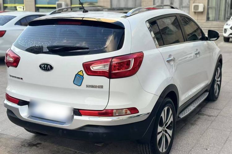 Used Kia Sportage R 2014 2.0L Automatic Two-Wheel Drive DLX Exterior 5