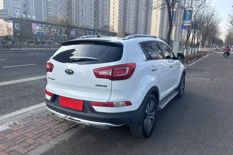 Used Kia Sportage R 2014 2.0L Automatic Two-Wheel Drive Premium Trim Exterior 5