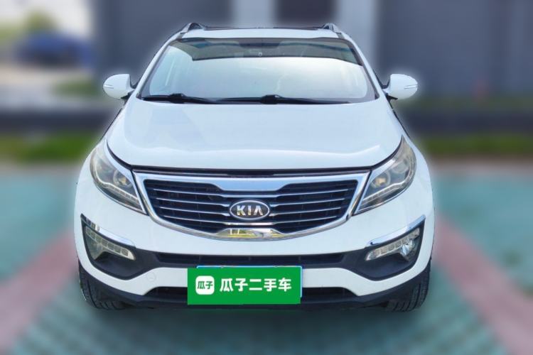 Used Kia Sportage R 2014 2.0L Automatic Two-Wheel Drive GLS Trim Front