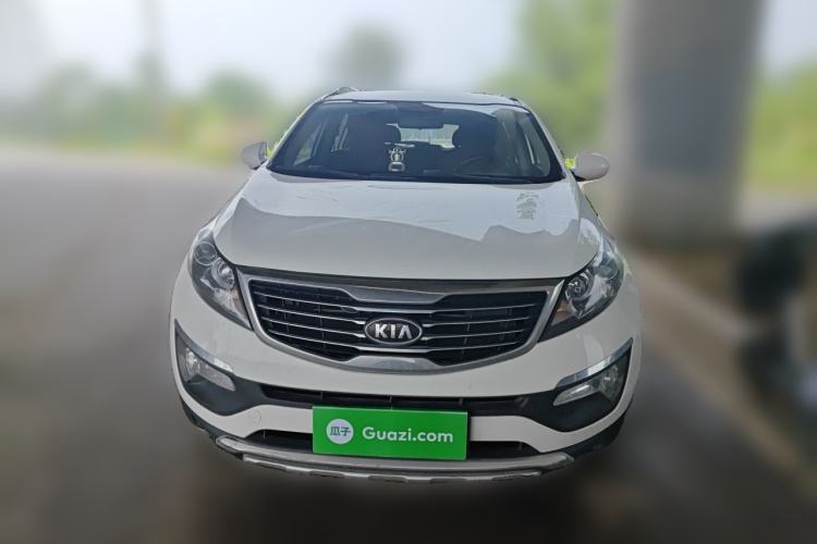 Used Kia Sportage R 2014 2.0L Manual Two-Wheel-Drive GLS Front