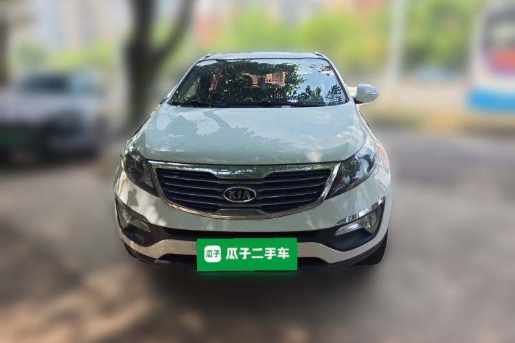 Used Kia Sportage R 2014 2.0L Automatic Two-Wheel Drive GLS Trim Front