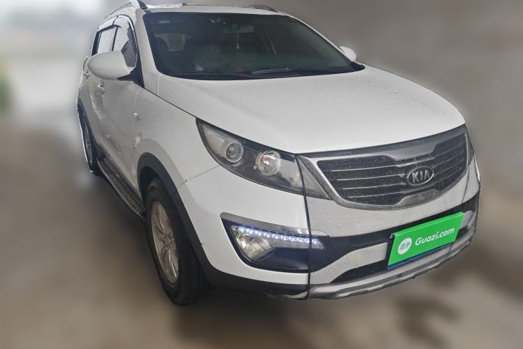 Used Kia Sportage R 2014 2.0L Automatic Two-Wheel Drive GL Front Right 45 Deg
