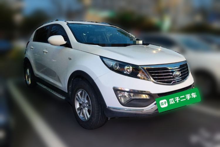 Used Kia Sportage R 2014 2.0L Automatic Two-Wheel Drive GL Front Right 45 Deg