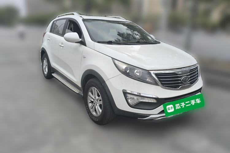 Used Kia Sportage R 2014 2.0L Automatic Two-Wheel Drive GLS Trim Front Right 45 Deg