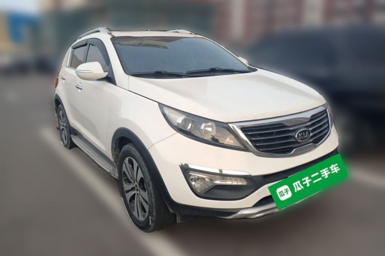 Used Kia Sportage R 2014 2.0L Automatic Two-Wheel Drive GLS Trim Front Right 45 Deg