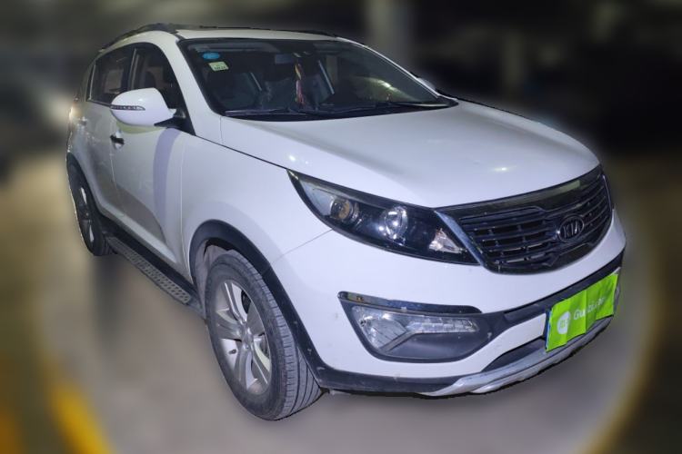 Used Kia Sportage R 2014 2.0L Automatic Two-Wheel Drive GLS Trim Front Right 45 Deg