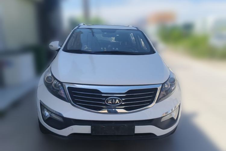 Used Kia Sportage R 2014 2.0L Automatic Two-Wheel Drive GLS Trim Front