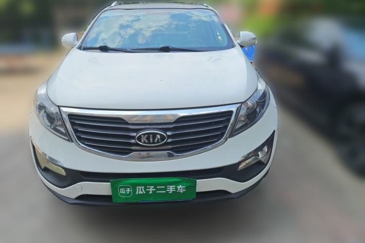 Used Kia Sportage R 2014 2.0L Automatic Two-Wheel Drive GLS Trim Front