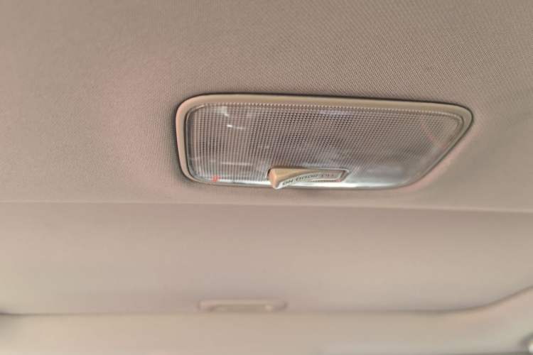 Used Kia Sportage R 2014 2.0L Automatic Two-Wheel Drive GL Headliner