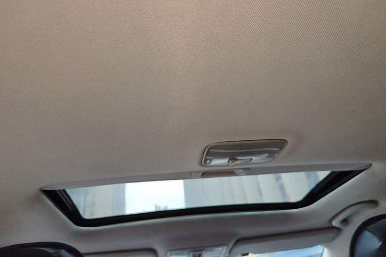 Used Kia Sportage R 2014 2.0L Manual Two-Wheel-Drive GLS Headliner