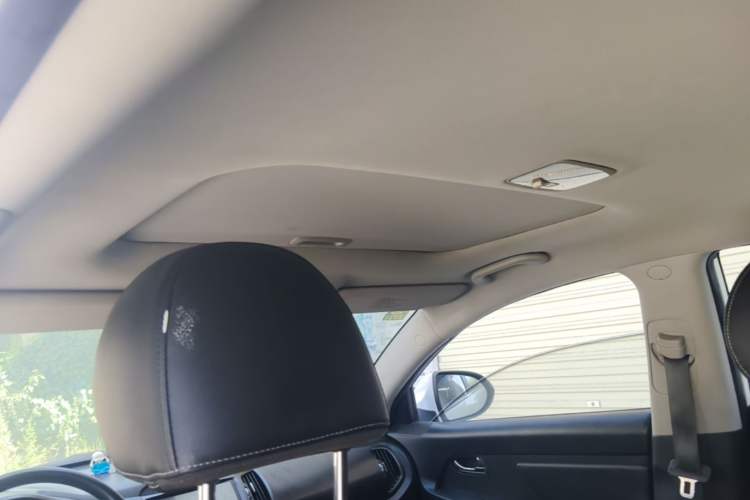 Used Kia Sportage R 2014 2.0L Automatic Two-Wheel Drive GLS Trim Headliner
