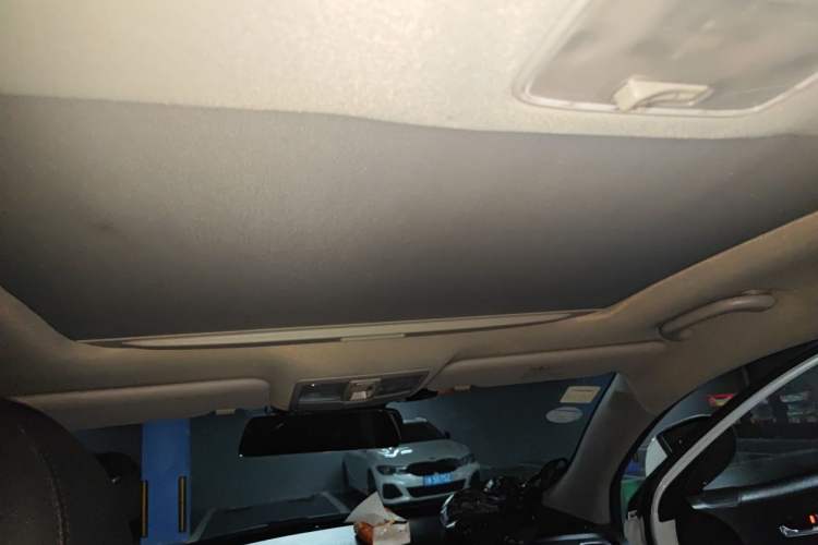 Used Kia Sportage R 2014 2.0L Automatic Two-Wheel Drive Premium Special Headliner