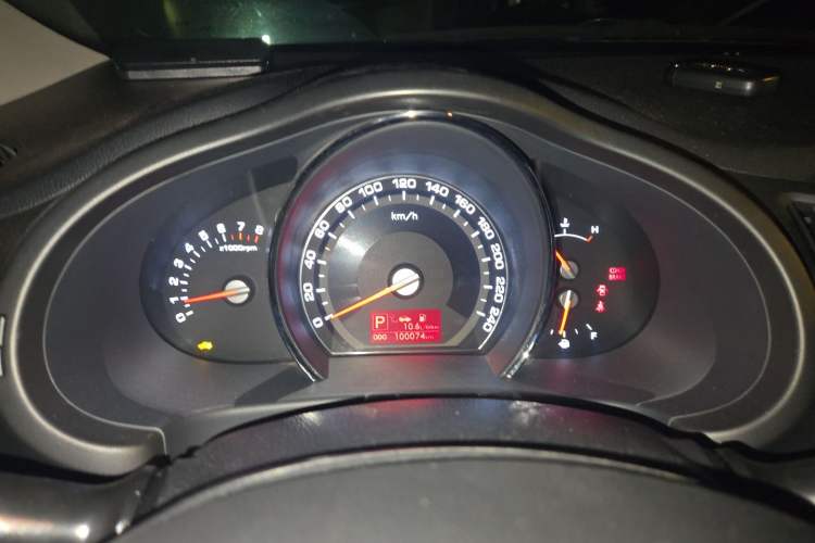 Used Kia Sportage R 2014 2.0L Automatic Two-Wheel Drive GLS Trim Instrument Cluster