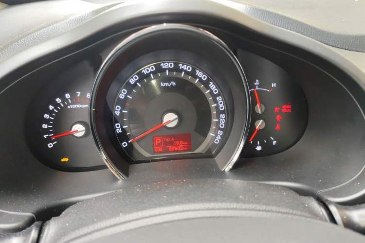 Used Kia Sportage R 2014 2.0L Automatic 4x4 GLS Instrument Cluster