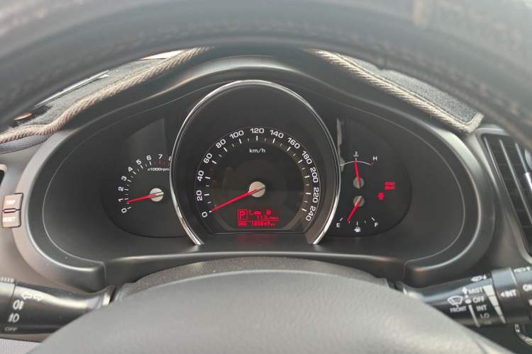 Used Kia Sportage R 2014 2.0L Automatic Two-Wheel Drive GLS Trim Instrument Cluster