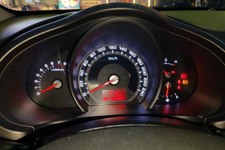 Used Kia Sportage R 2014 2.0L Automatic Two-Wheel Drive GL Instrument Cluster