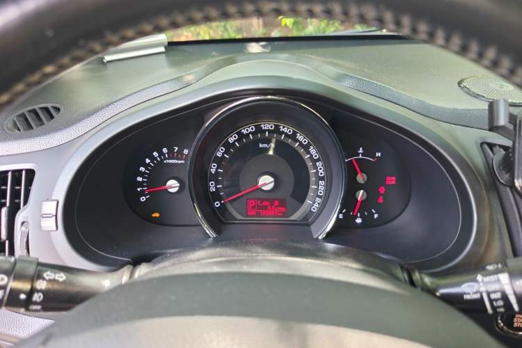 Used Kia Sportage R 2014 2.0L Automatic Two-Wheel Drive GLS Trim Instrument Cluster