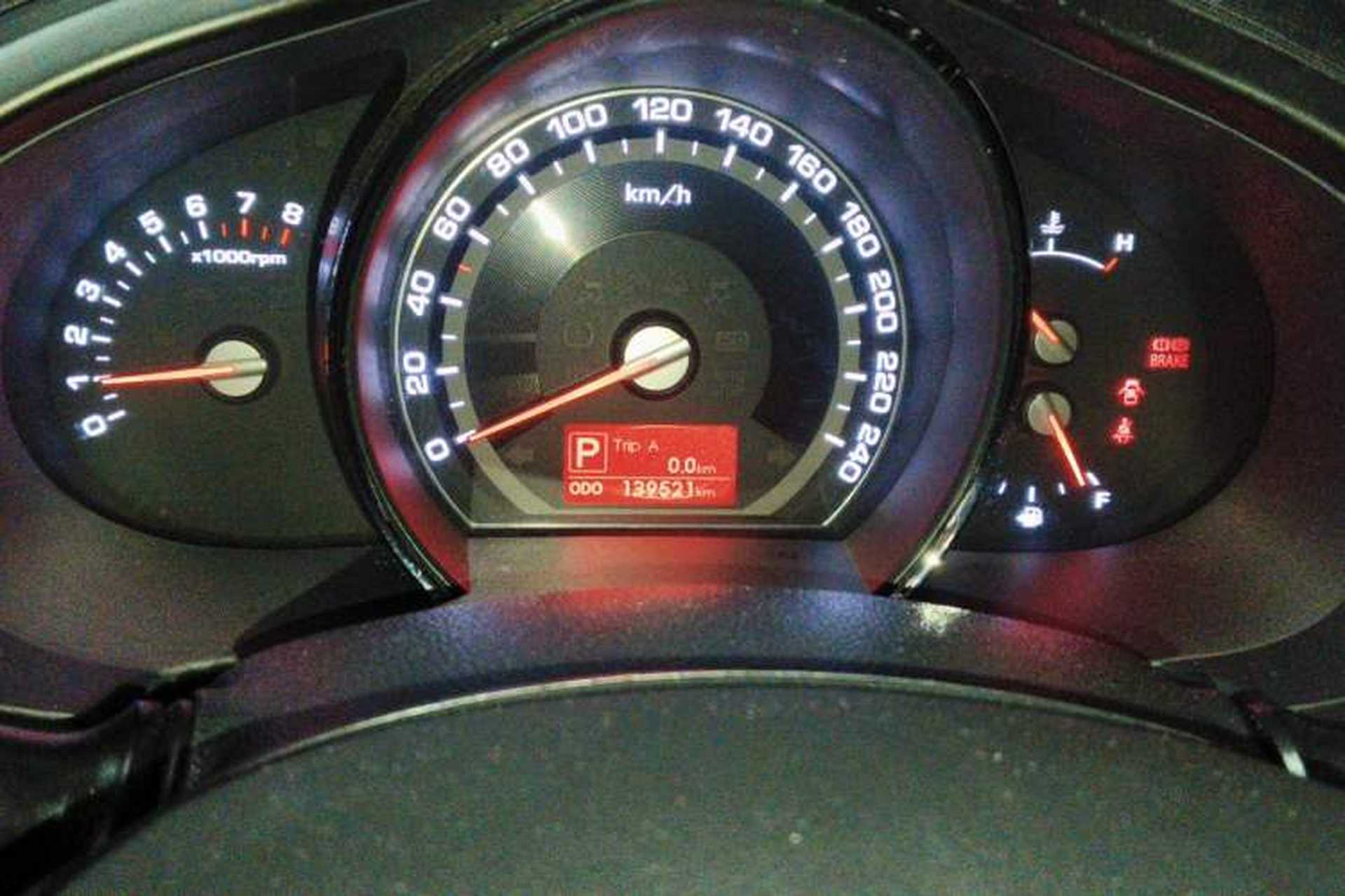Used Kia Sportage R 2014 2.0L Automatic Two-Wheel Drive GLS Trim Instrument Cluster