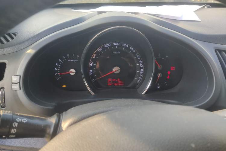 Used Kia Sportage R 2014 2.0L Automatic Two-Wheel Drive DLX Instrument Cluster
