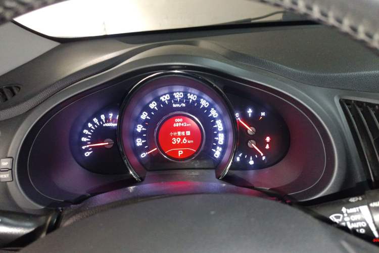 Used Kia Sportage R 2014 2.0L Automatic Two-Wheel Drive Premium Special Instrument Cluster