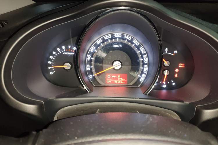 Used Kia Sportage R 2014 2.0L Automatic Two-Wheel Drive GLS Trim Instrument Cluster