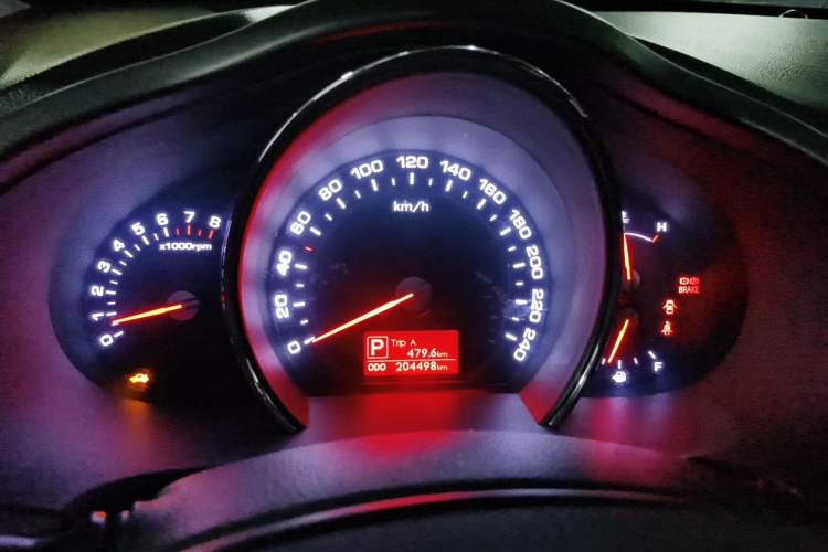 Used Kia Sportage R 2014 2.0L Automatic Two-Wheel Drive GLS Trim Instrument Cluster