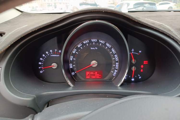 Used Kia Sportage R 2014 2.0L Automatic Two-Wheel Drive GLS Trim Instrument Cluster