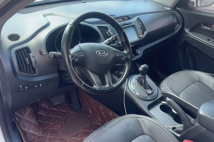 Used Kia Sportage R 2014 2.0L Automatic Two-Wheel Drive Premium Special Interior 2