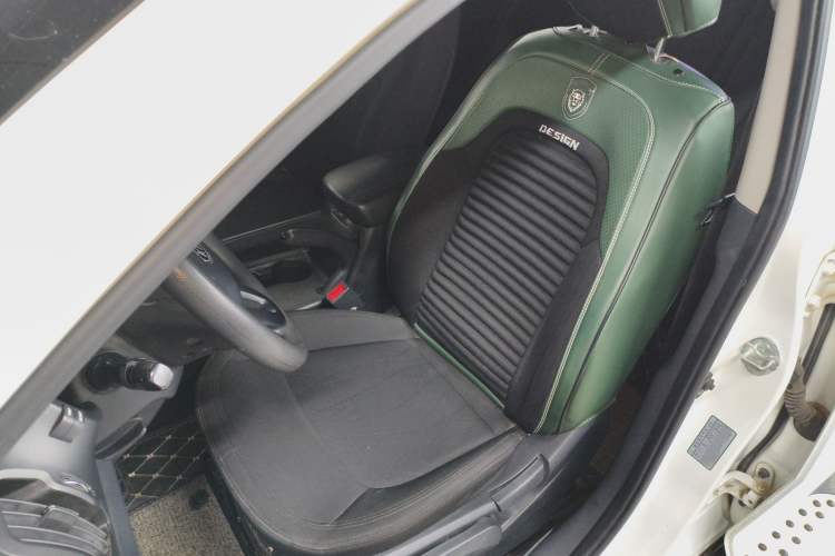 Used Kia Sportage R 2014 2.0L Automatic Two-Wheel Drive GL Left Front Seat