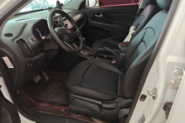 Used Kia Sportage R 2014 2.0L Automatic Two-Wheel Drive GL Left Front Seat