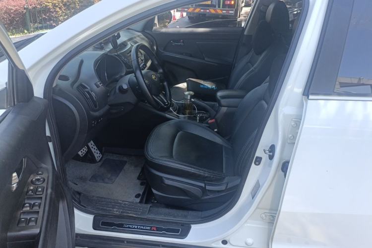 Used Kia Sportage R 2014 2.0L Automatic Two-Wheel Drive DLX Left Front Seat