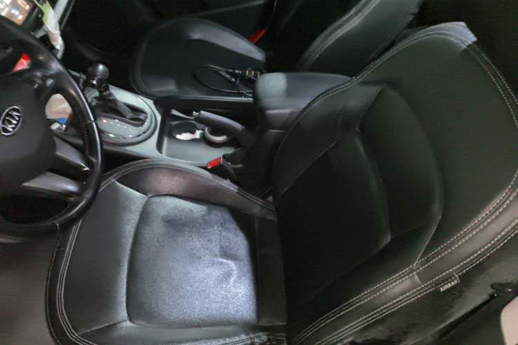 Used Kia Sportage R 2014 2.0L Automatic Two-Wheel Drive GLS Trim Left Front Seat
