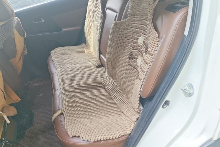 Used Kia Sportage R 2014 2.0L Automatic Two-Wheel Drive GLS Trim Left Rear Seat