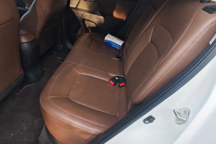 Used Kia Sportage R 2014 2.0L Automatic Two-Wheel Drive DLX Left Rear Seat