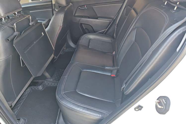Used Kia Sportage R 2014 2.0L Manual Two-Wheel-Drive GLS Left Rear Seat